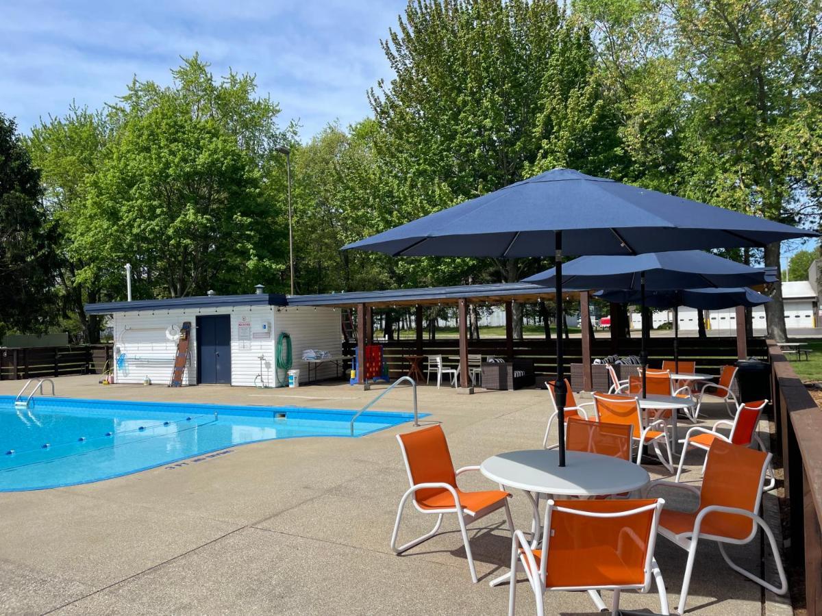 Starlite Resort Saugatuck Dış mekan fotoğraf